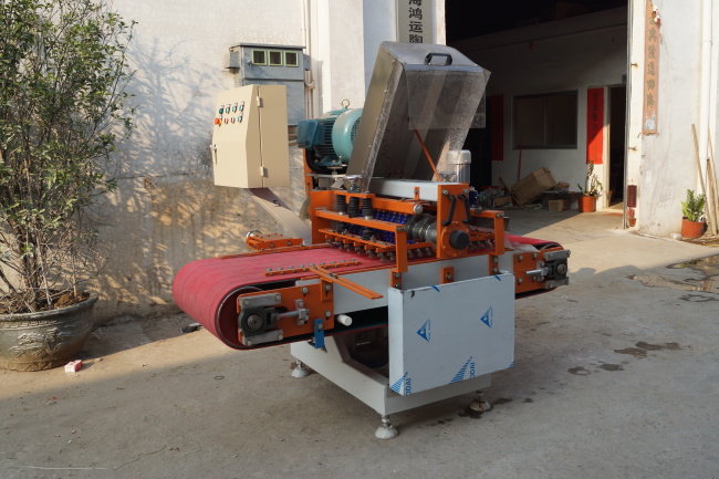 Electric tile cutter