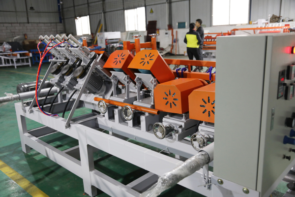 Tile chamfering machine