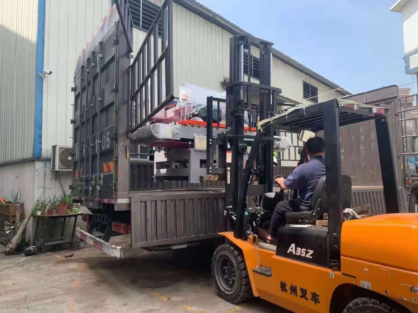 tile cutter