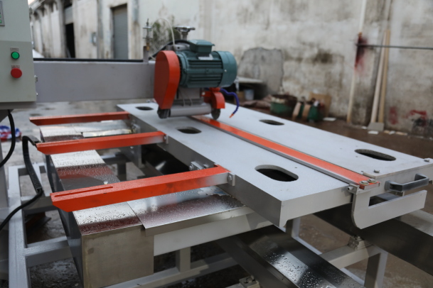 1800 hand-push CNC ceramic tile cutter