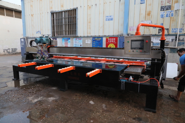 Sintered stone bridge cutting machine