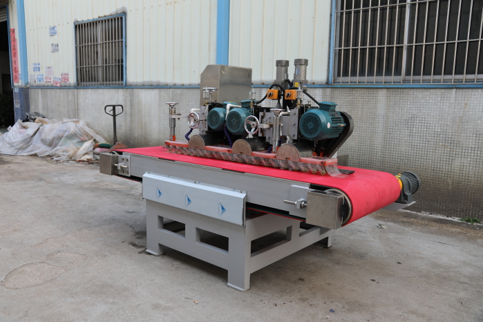 CNC tile cutting machine