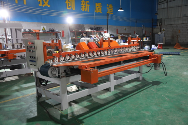 Automatic tile 45° chamfering machine