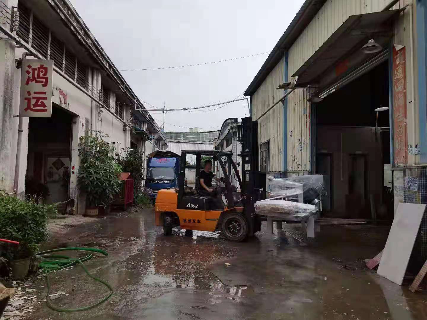 Automatic tile 45 degree angle cutting machine